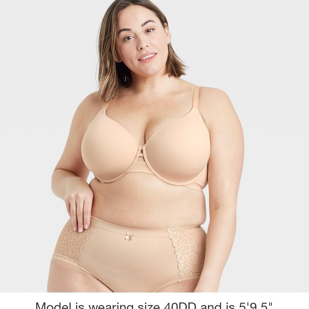 Auden Women's Beige Bra 42DDD NWT  Full Coverage soft And Supporting